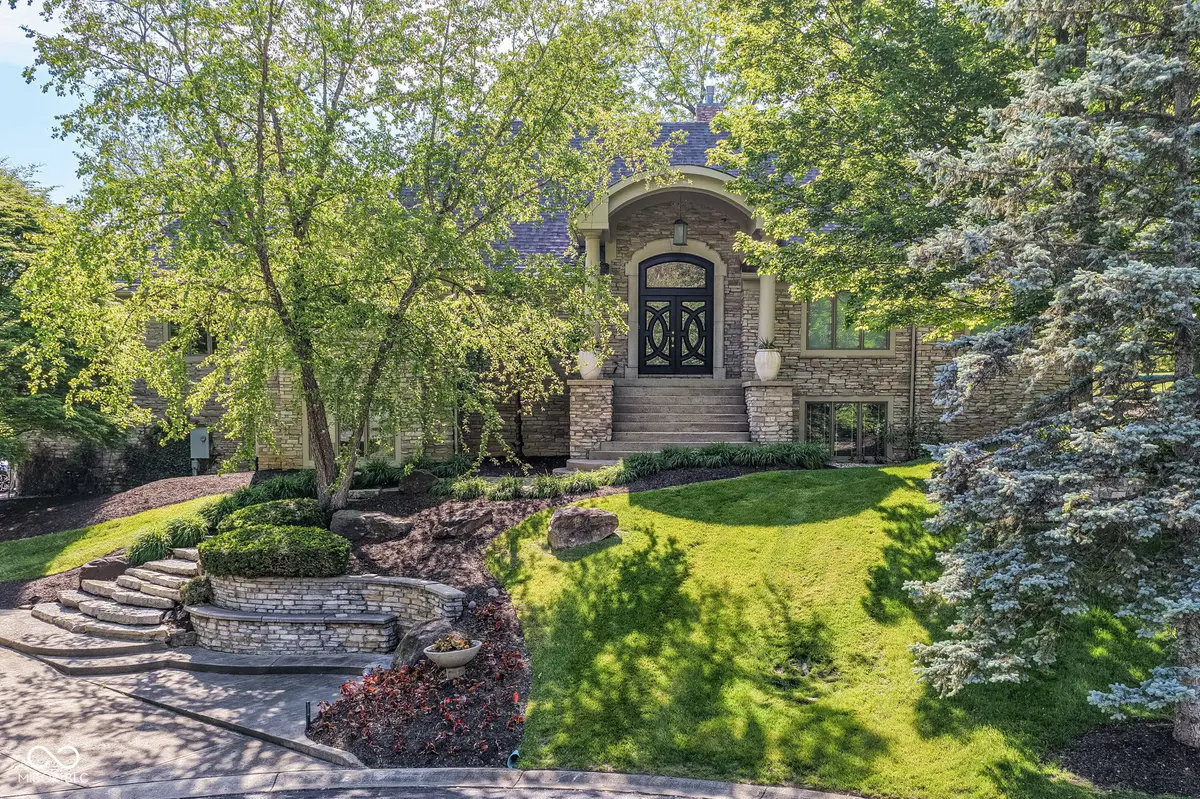 201 S Creedmoor WAY, Anderson, IN 46011