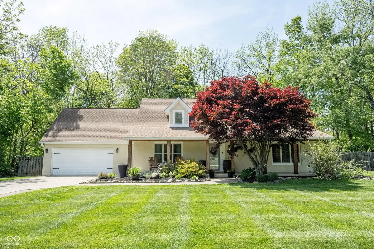 9861 Oakleaf WAY, Mccordsville, IN 46055