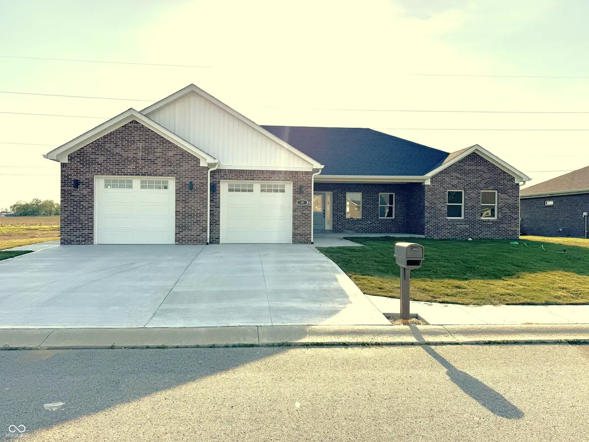 10 Spring Run DR, Crawfordsville, IN 47933