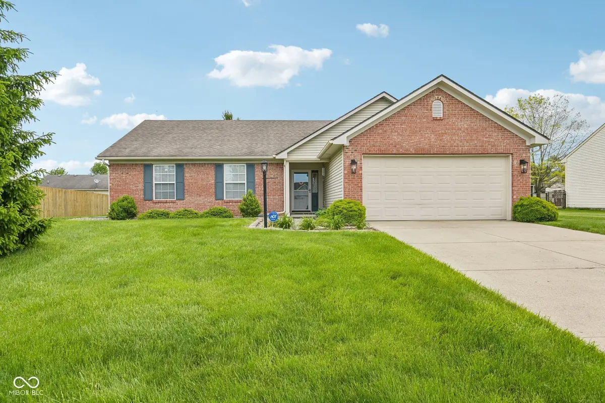 951 Tulip WAY, Fortville, IN 46040