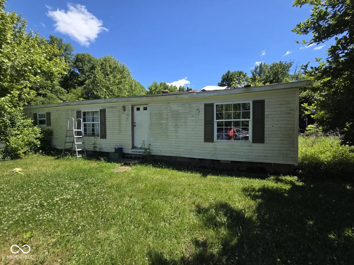 4411 W Thomastown RD, Scottsburg, IN 47170