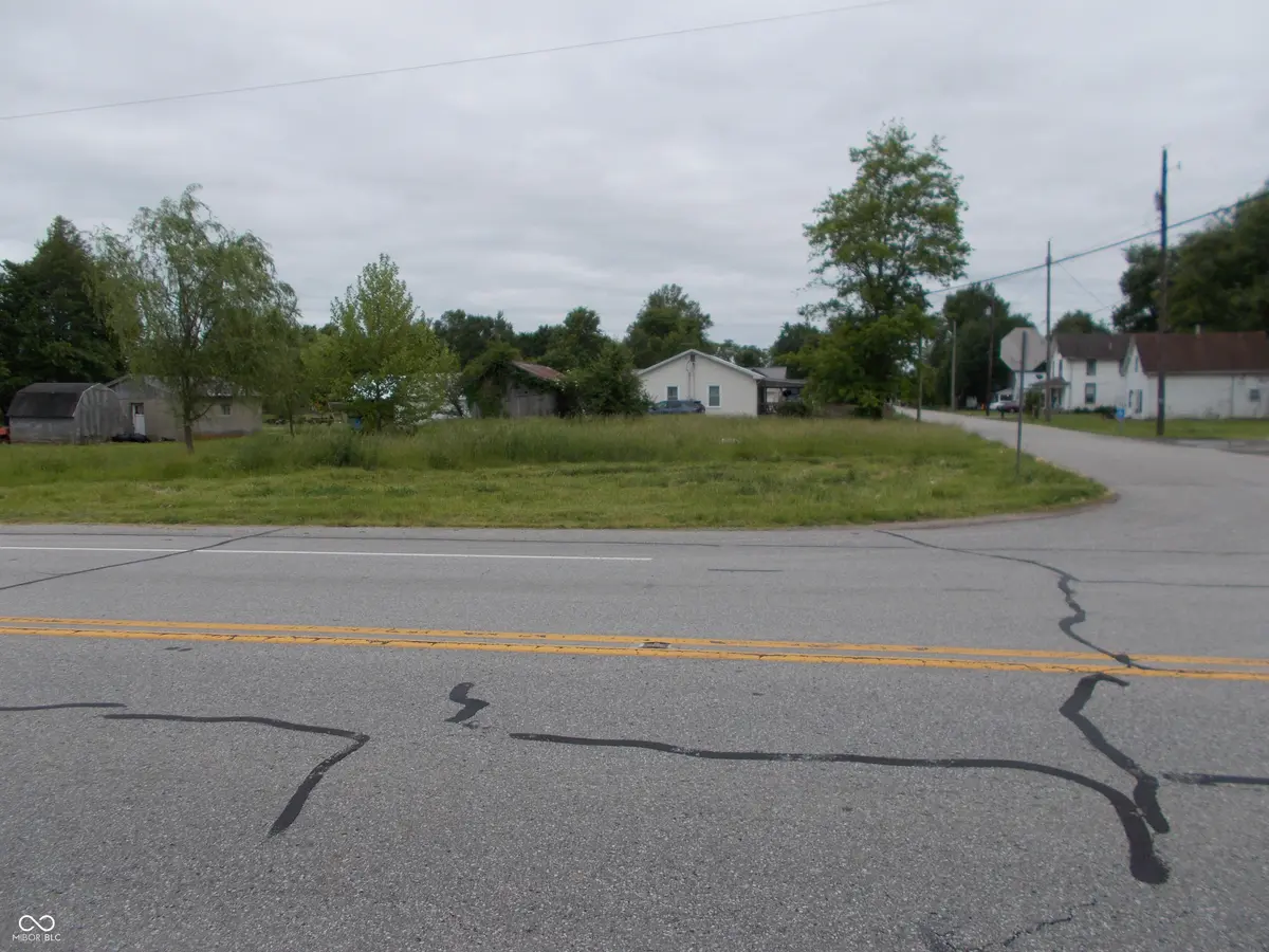 5325 E US Hwy 50, Butlerville, IN 47223