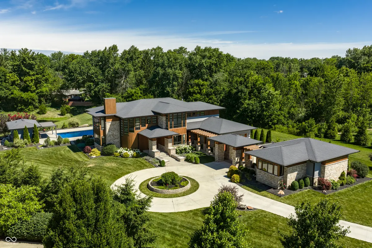 6301 Montana Springs DR, Zionsville, IN 46077