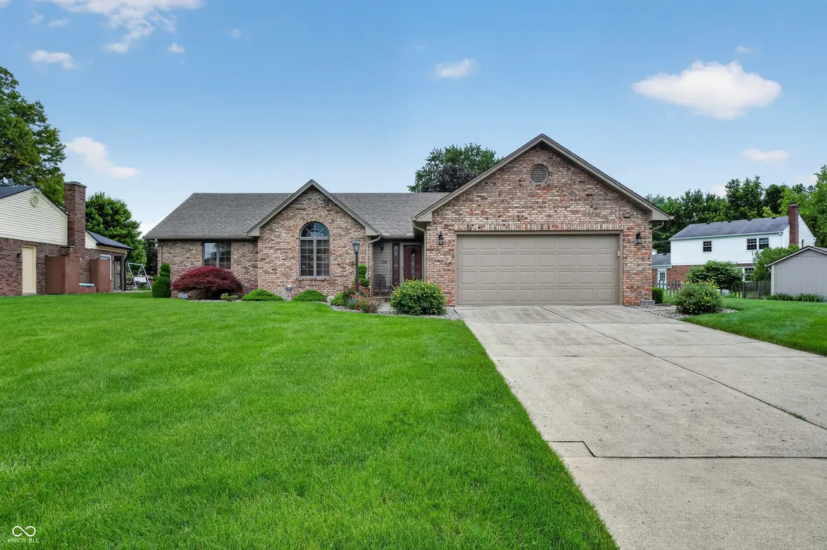 708 Eastgate DR, Anderson, IN 46012