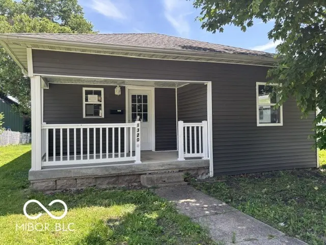 1320 S 5th ST, Clinton, IN 47842