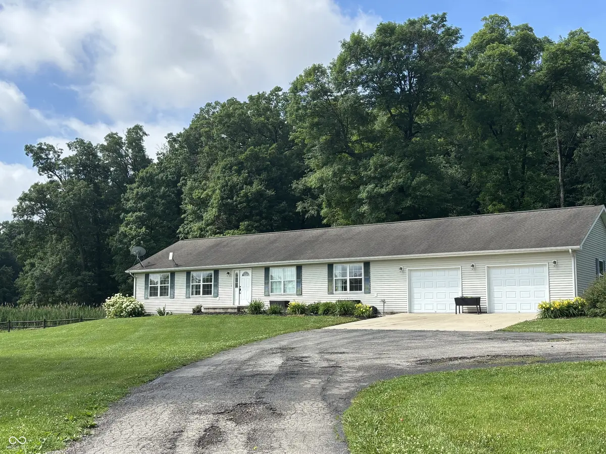1673 E 1550 N RD, Covington, IN 47932