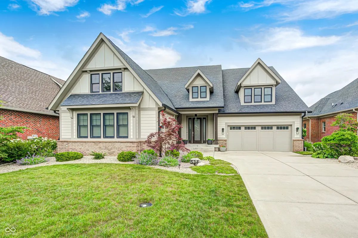 534 Dylan DR, Carmel, IN 46032
