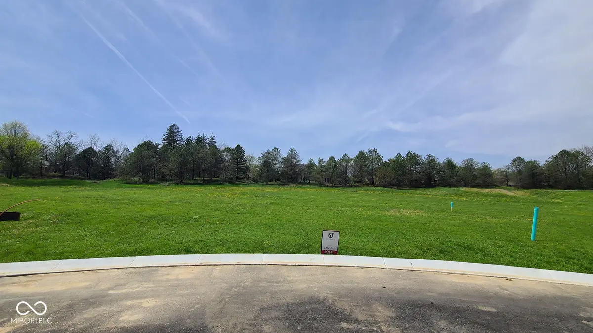 1704 Asherwood, Carmel, IN 46032