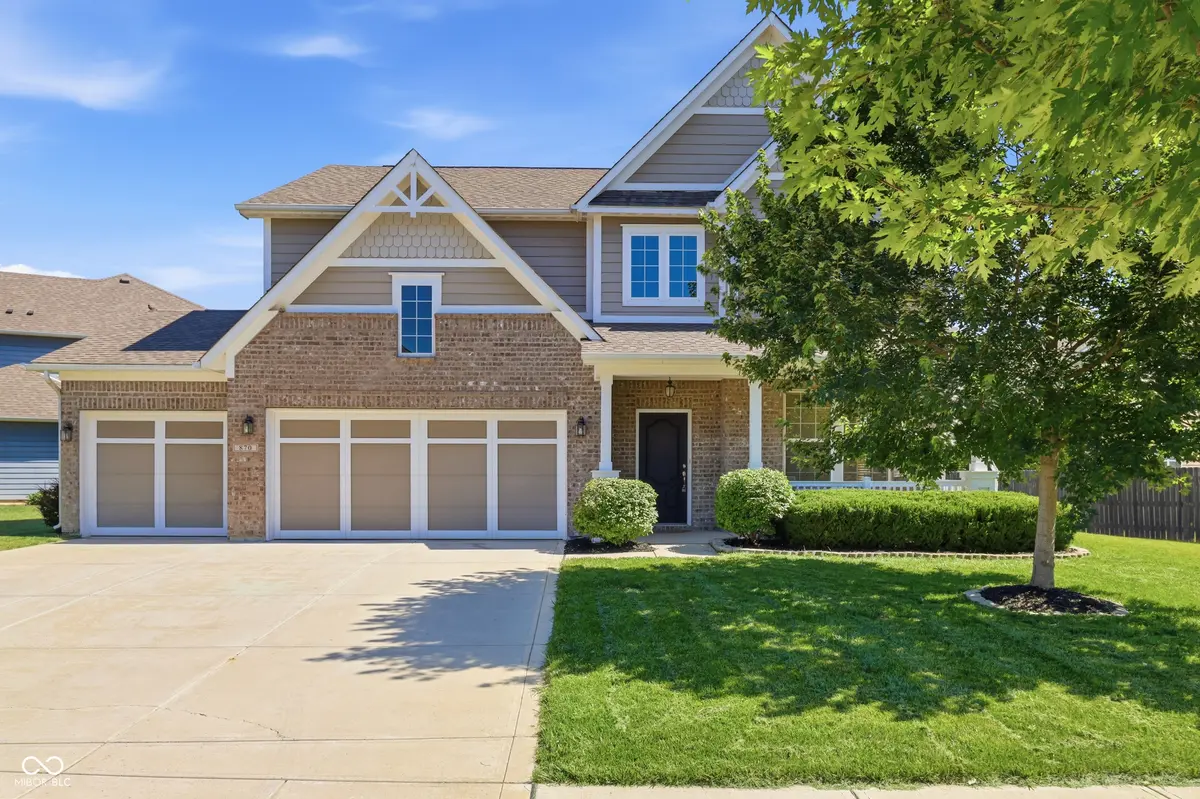 870 Touralosa DR, Westfield, IN 46074