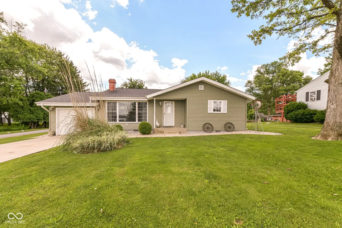 8485 E County Road 400 N, Muncie, IN 47303