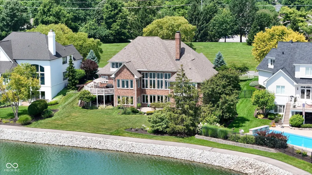 12287 Heatherstone PL, Carmel, IN 46033