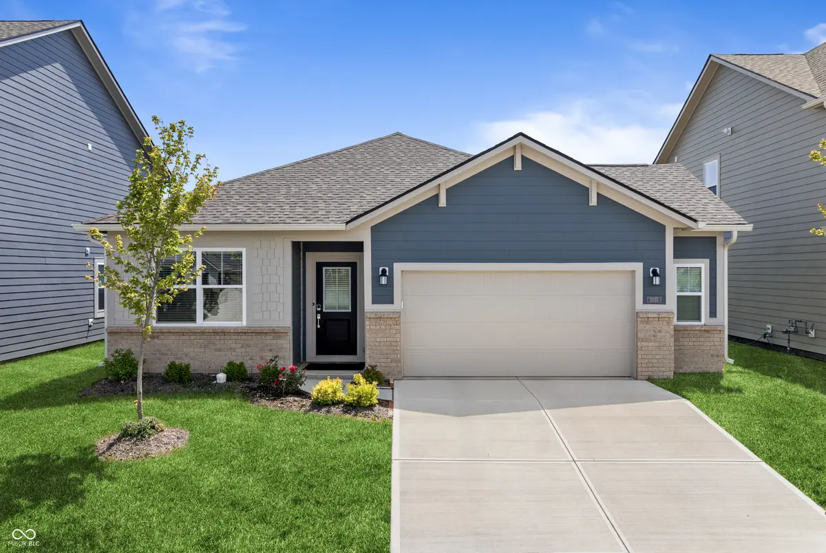 2035 Jasper Brook CT, Whitestown, IN 46075