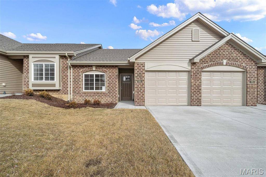 875 Walter WAY, Washington, MO 63090