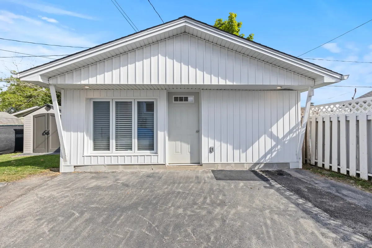 362 Gatfield AVE #Unit 2, Welland, ON L3B 5B2