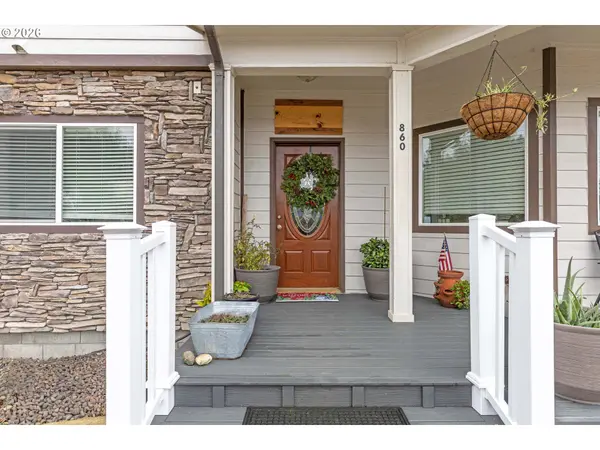 860 NE VENTURA ST, Roseburg, OR 97470