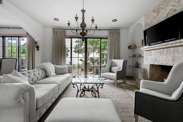 2433 Westlake DR, Austin, TX 78746