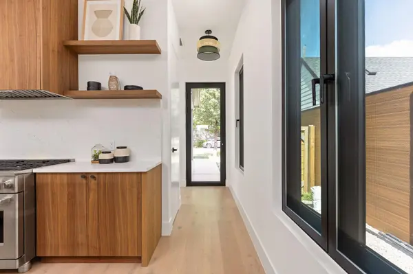 1610 Harvey #A, Austin, TX 78702