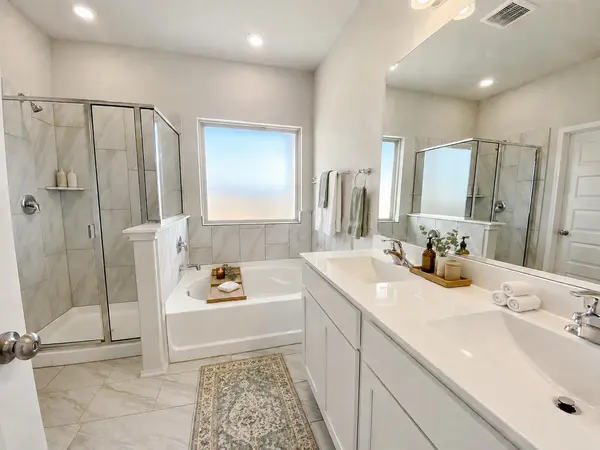 2445 Ayers DR, Seguin, TX 78155