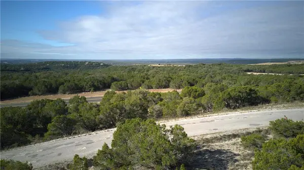 8523 Bronco LN, Lago Vista, TX 78645
