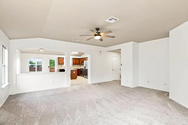 3232 Clinton PL, Round Rock, TX 78665