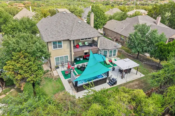 213 Lake Como DR, Lakeway, TX 78734