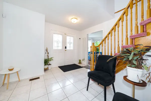 1951 Rosebank RD, Pickering, ON L1V 1P7