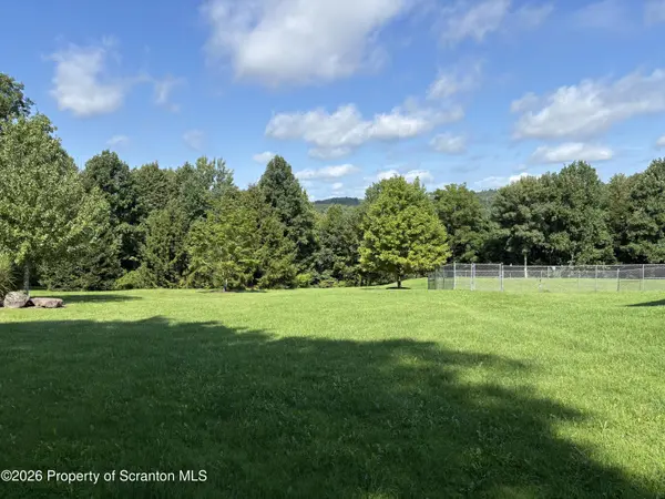 1092 Bardwell RD, Factoryville, PA 18419