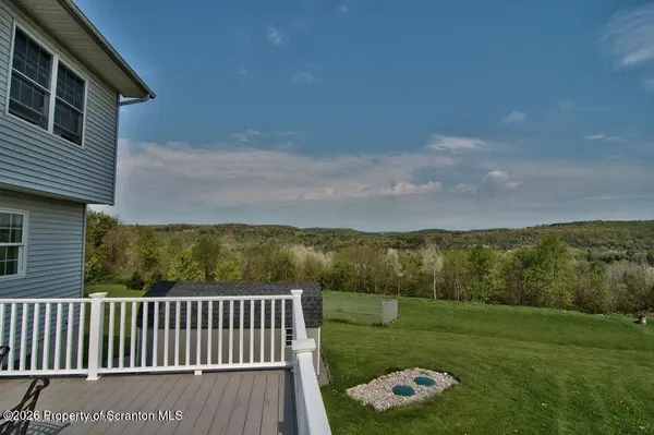 1092 Bardwell RD, Factoryville, PA 18419