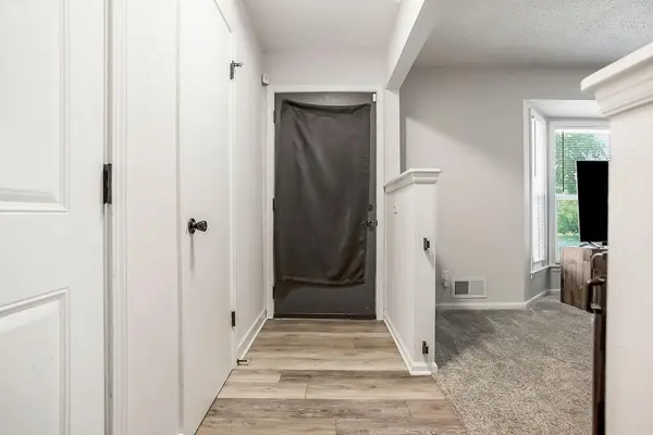6107 E 107th ST, Kansas City, MO 64134