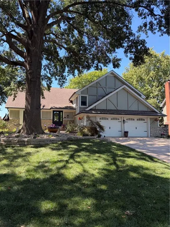 10804 Horton ST, Overland Park, KS 66211