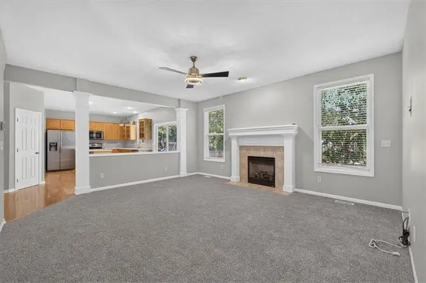 14412 W 139th TER, Olathe, KS 66062
