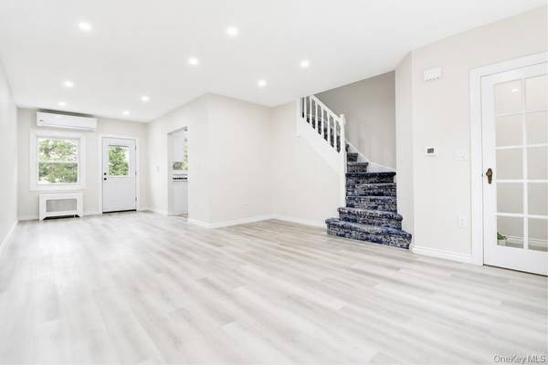 6110 84th ST, Middle Village, NY 11379