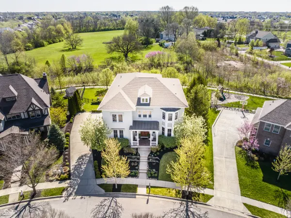 13227 Frogmore ST, Carmel, IN 46032