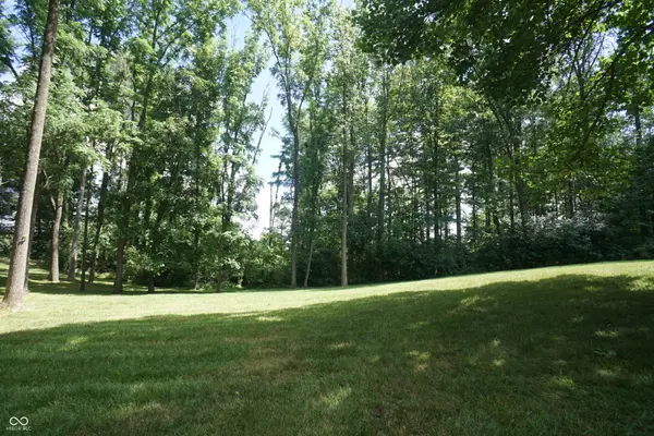 80 Hillcrest Estates DR, Batesville, IN 47006