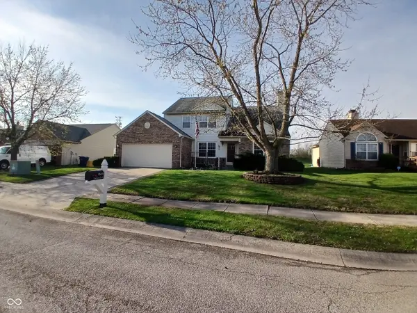 10629 Simsbury CT, Indianapolis, IN 46236