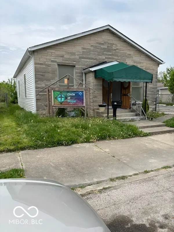 120 S 4th AVE, Beech Grove, IN 46107