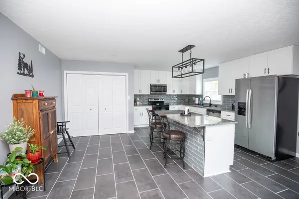 107 W College ST, North Vernon, IN 47265