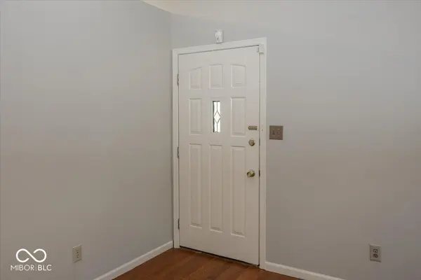 3046 Crimson CT E #61, Carmel, IN 46033