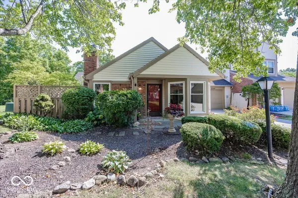3046 Crimson CT E #61, Carmel, IN 46033