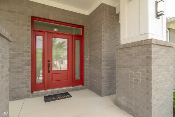 921 Justine CIR E, Indianapolis, IN 46234