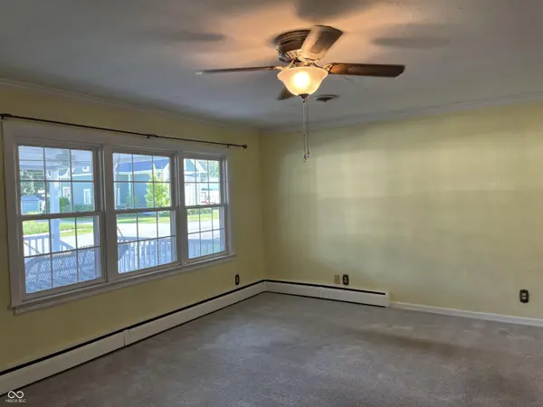 223 W 9th ST, Lapel, IN 46051