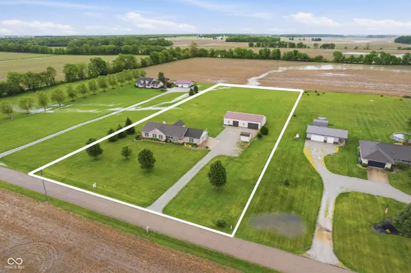 382 N 900 W, Anderson, IN 46011