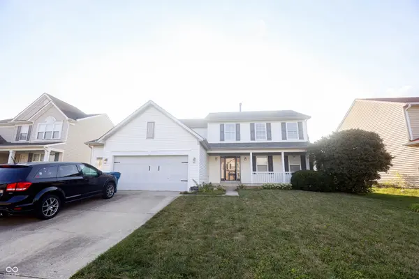 1640 Walpole WAY, Indianapolis, IN 46231