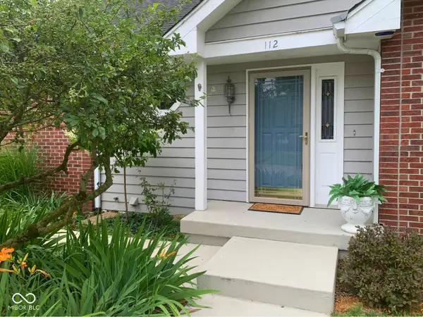 112 Cardinal DR E, Seymour, IN 47274
