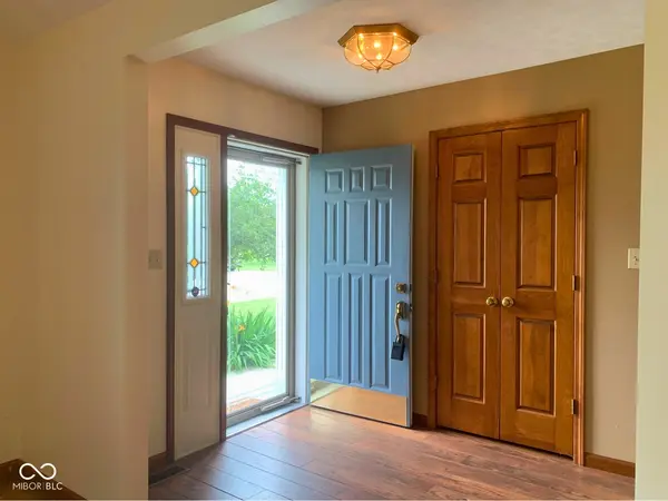 112 Cardinal DR E, Seymour, IN 47274