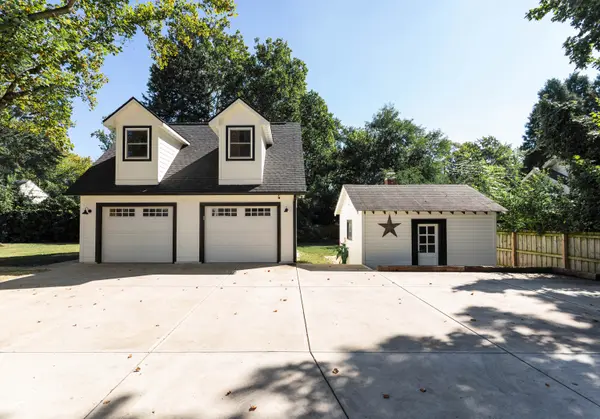 6415-6419 N Michigan RD, Indianapolis, IN 46268