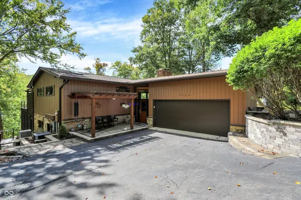 4465 Grouse DR, Trafalgar, IN 46181