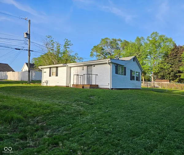 706.5 John ST, Crawfordsville, IN 47933