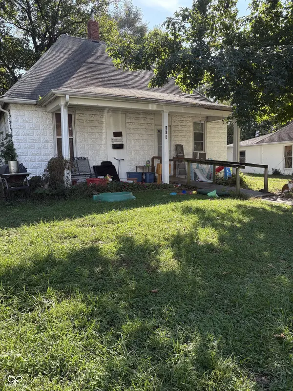209 S Block Clark ST, Brownstown, IN 47220