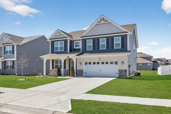 230 Walker DR, Whiteland, IN 46184